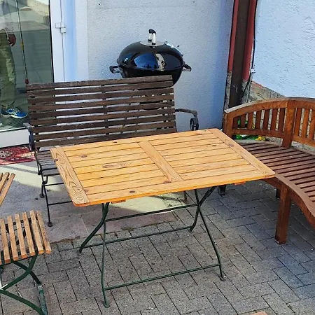 Apartment - Loft - Mit 123qm Bei Wuerzburg Mit Eigenen Gratis Parkplatz Terasse Grill Wlan - Nur Einzelbetten Veitshochheim