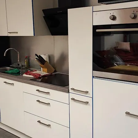Apartment - Loft - Mit 123qm Bei Wuerzburg Mit Eigenen Gratis Parkplatz Terasse Grill Wlan - Nur Einzelbetten *