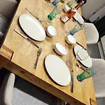 - Loft - Mit 123qm Bei Wuerzburg Mit Eigenen Gratis Parkplatz Terasse Grill Wlan - Nur Einzelbetten Apartment *