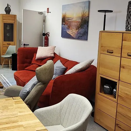 Modernes Grosses Mit 123qm Bei Wuerzburg Mit Parkplatz Terasse Grill Wlan Apartment Veitshochheim
